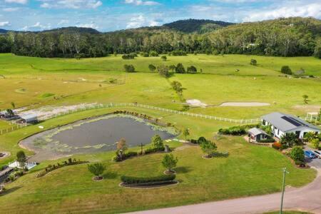 Вілла The Sanctuary - Family Retreat - Noosa Hinterland North Arm Екстер'єр фото