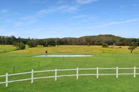 Вілла The Sanctuary - Family Retreat - Noosa Hinterland North Arm Екстер'єр фото